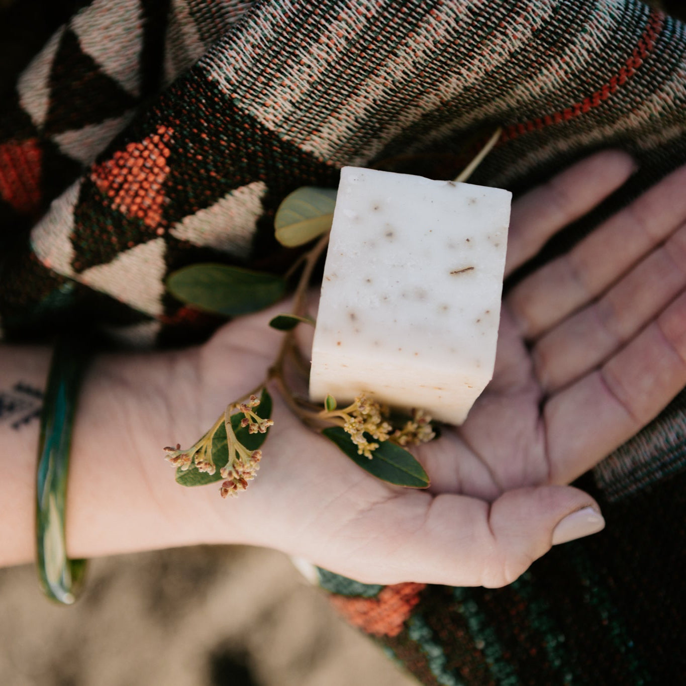 Kawakawa & Kūmarahou Invigorating & Cleaning Soap – 100g